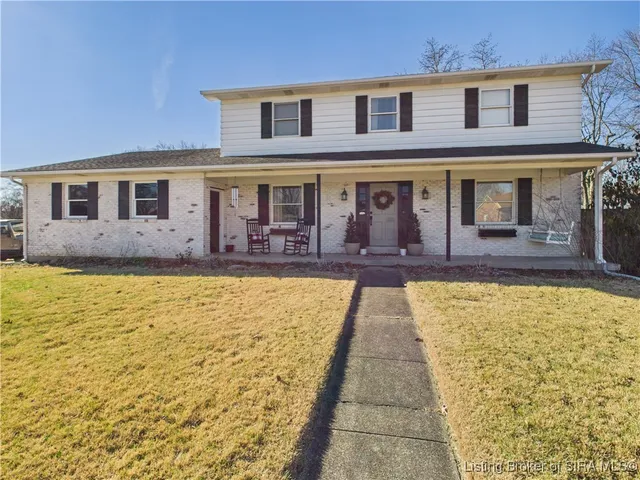 $334,900 | 3401 Deerwood Drive, New Albany, IN 47150