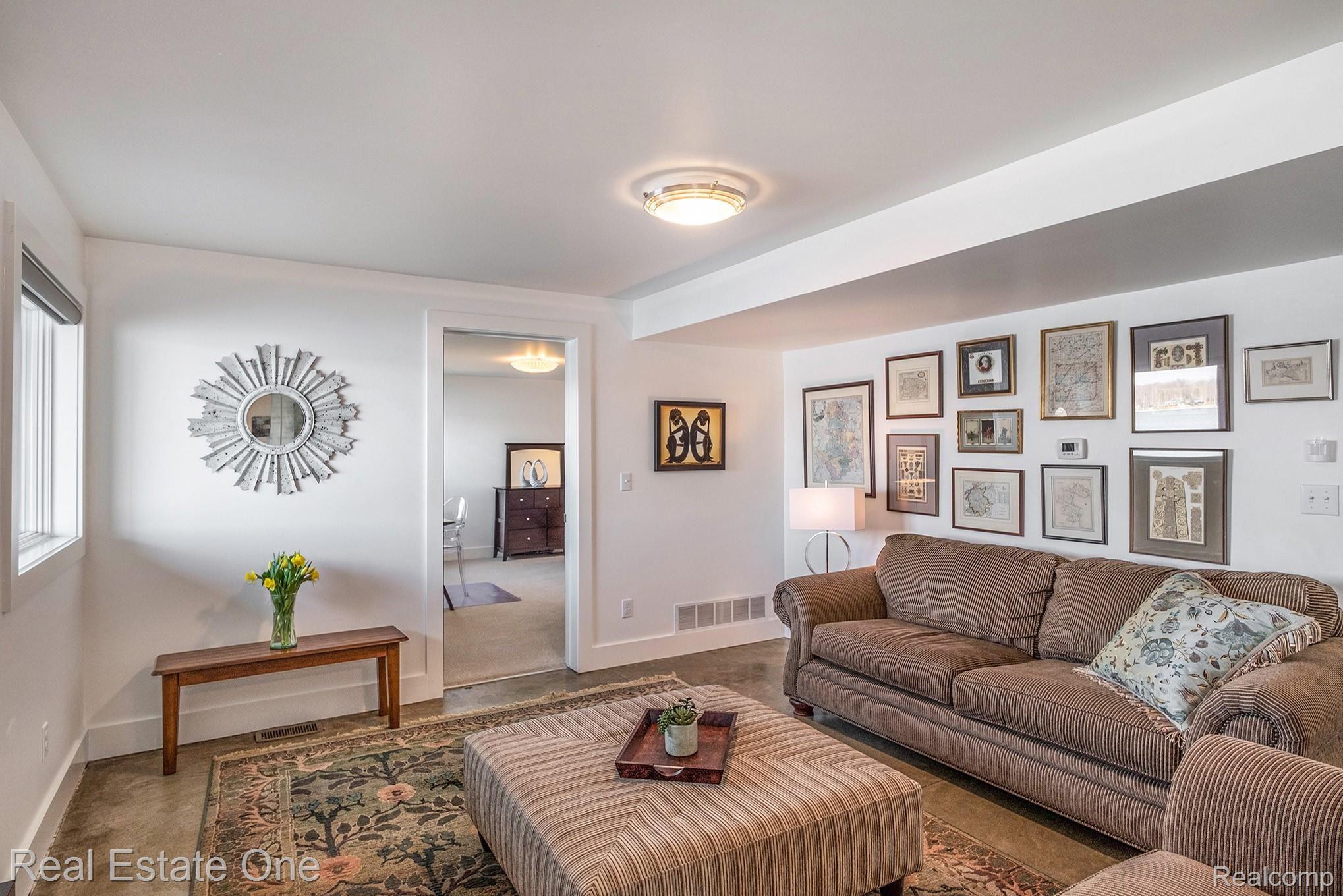 102 Lyon Lake Road Marshall, MI 49068 - Photo 28 of 52 102 Lyon - Ewing Pros - 16.jpg