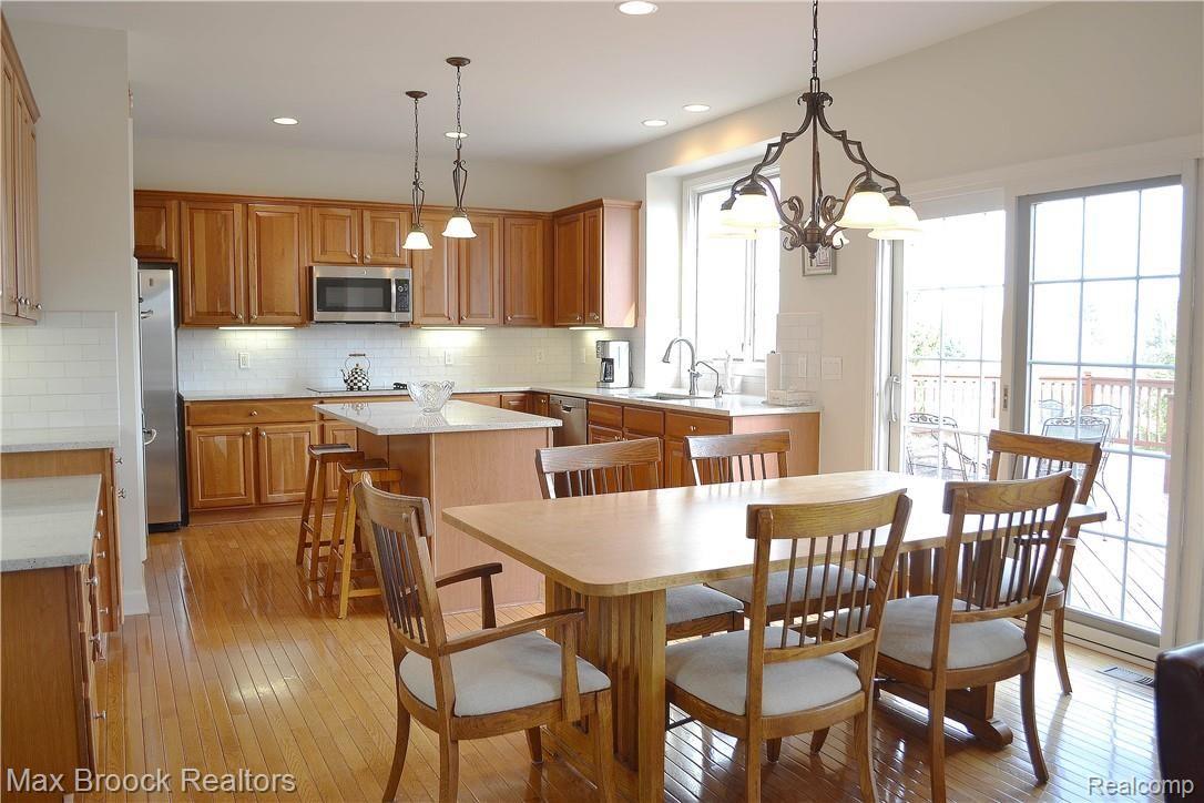2431 Selkirk Street Rochester, MI 48306 - Photo 20 of 58 DSC_0831.JPG