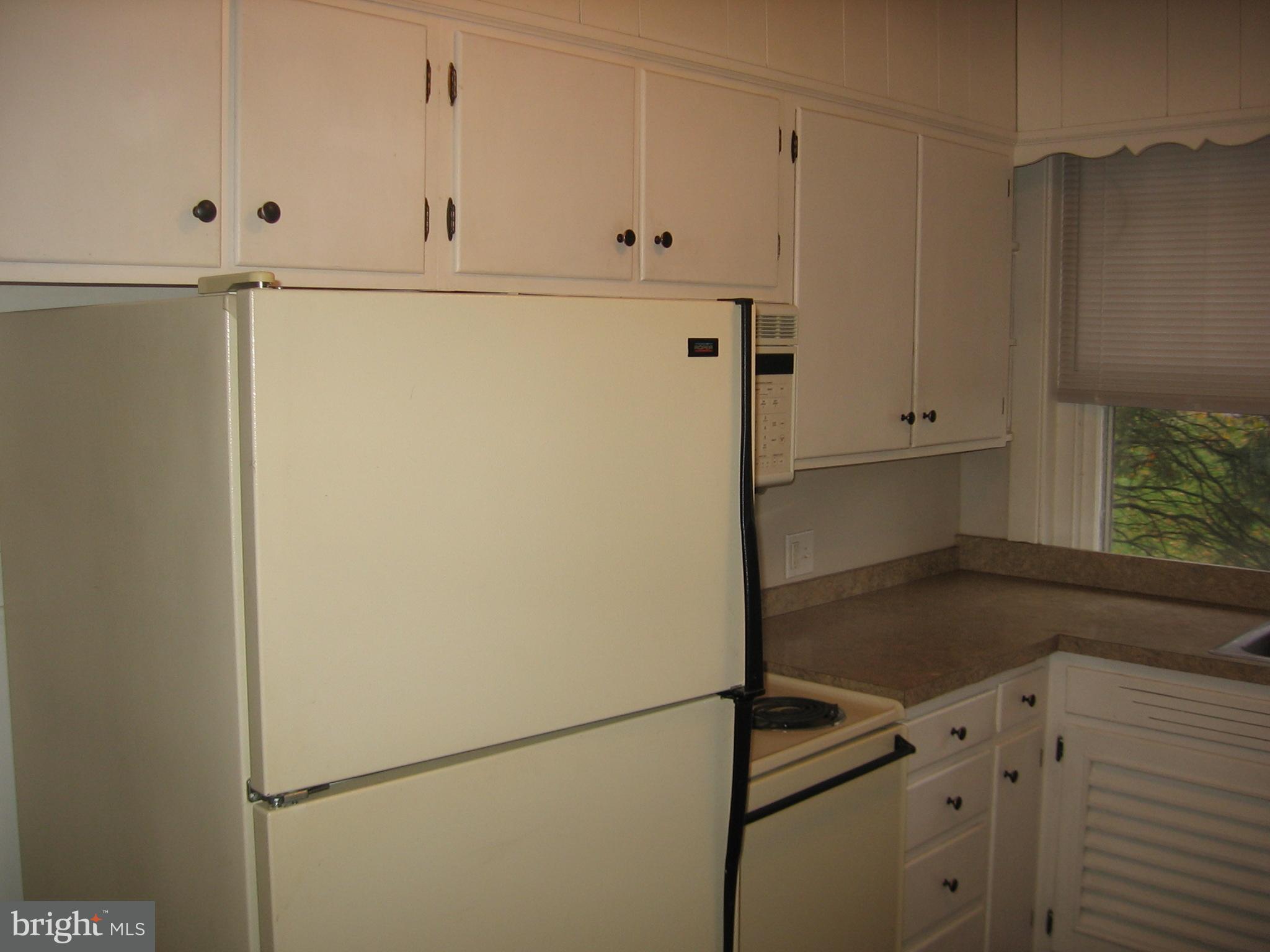 1731 Lampeter Road Lancaster, PA 17602 - Photo 10 of 24 Kitchen