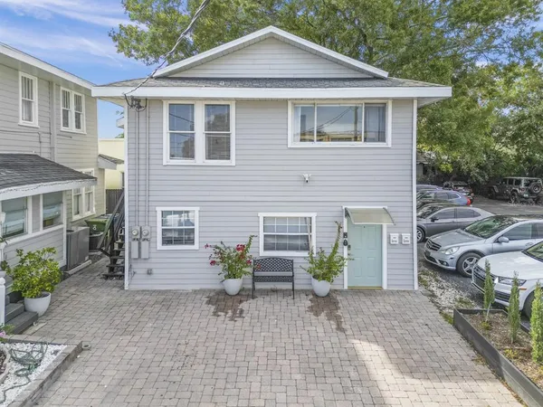 $1,850 | 2575 South Himes Avenue, Unit A, Tampa, FL 33629