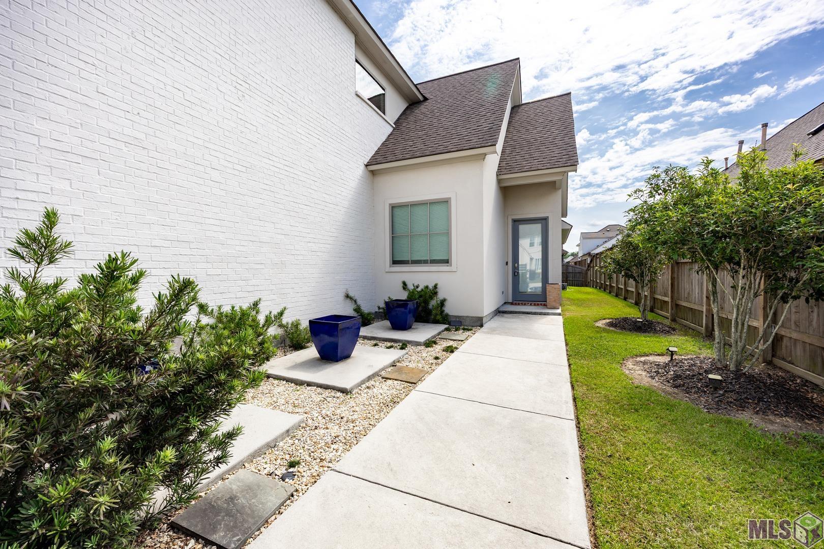 8543 Landau Drive Baton Rouge, LA 70817 - Photo 3 of 32