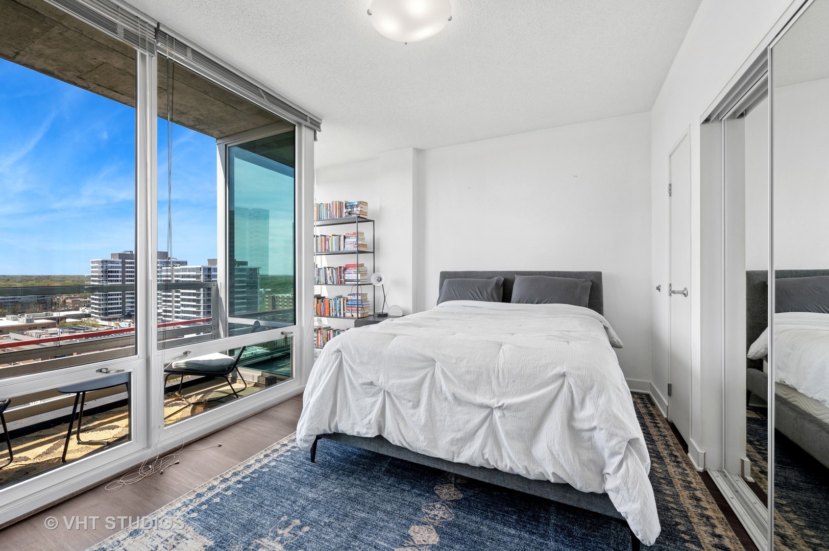 800 Elgin Road, Unit PH08 Evanston, IL 60201 - Photo 11 of 21 Gallery Image 11