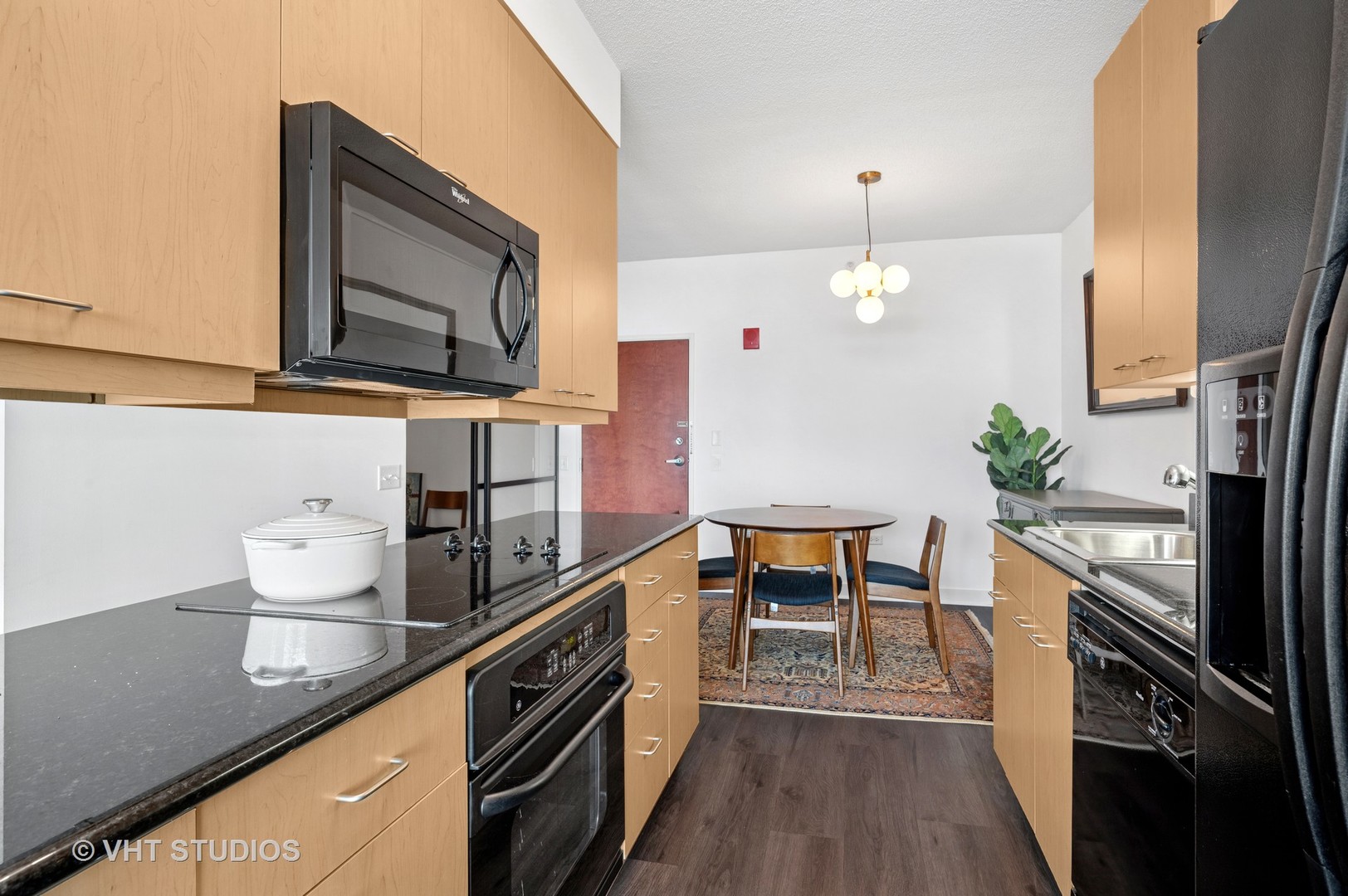 800 Elgin Road, Unit PH08 Evanston, IL 60201 - Photo 8 of 21 Gallery Image 8