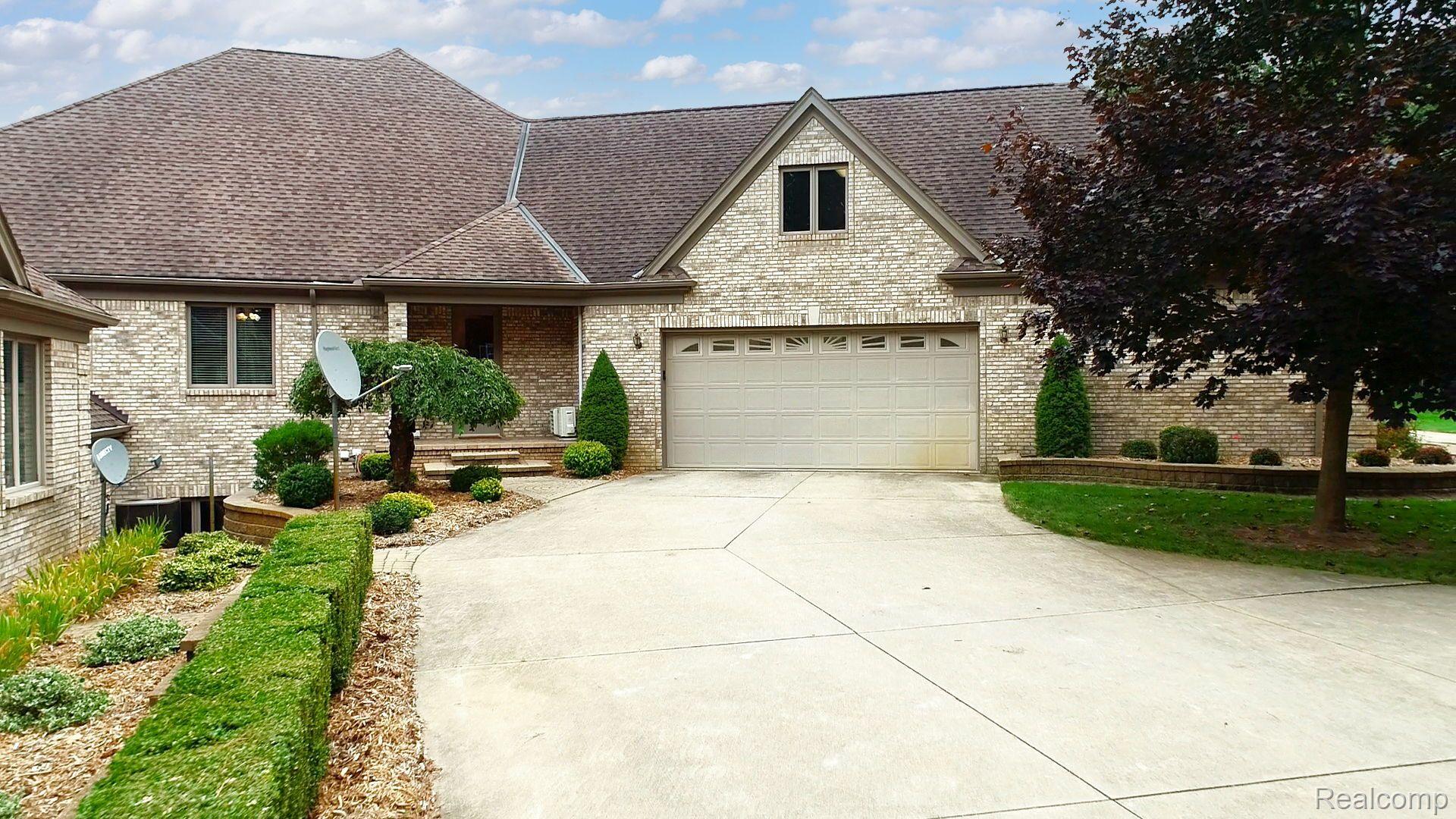 3105 McKail Road Romeo, MI 48065 - Photo 4 of 58 Basketball area 3rd-4th car garage entrance