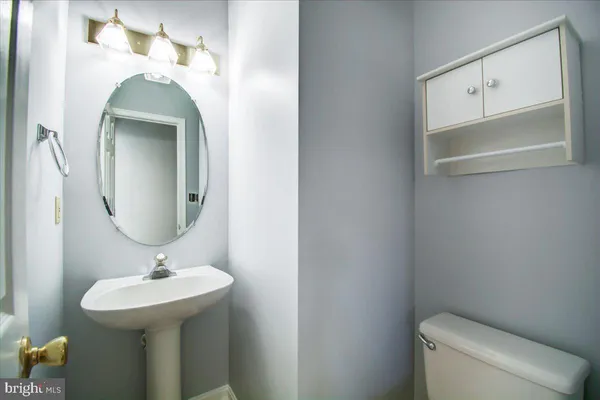 $2,850 | 2207 Commissary Circle, Odenton, MD 21113