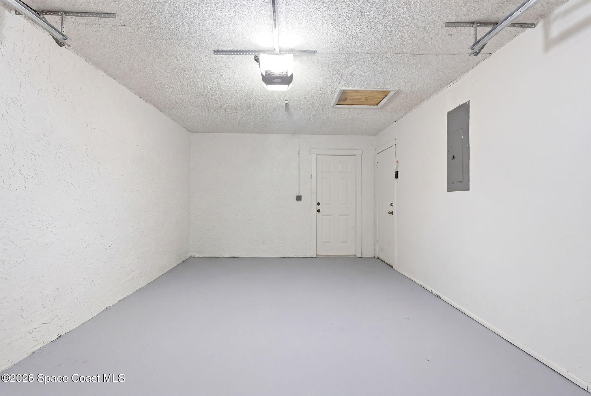 2936 Pembroke Road Melbourne, FL 32935 - Photo 27 of 34 31-web-or-mls-Melbourne_022