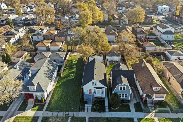 $359,000 | 10141 South Emerald Avenue, Chicago, IL 60628