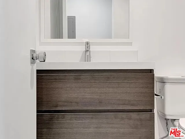 a close view of dresser