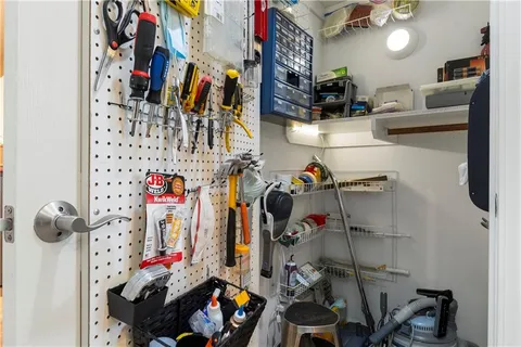 $425,000 | 11020 Charlotte Street, Kansas City, MO 64131