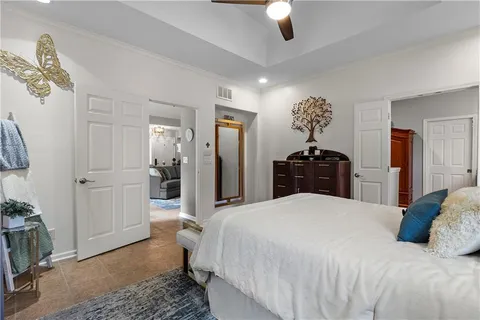 $425,000 | 11020 Charlotte Street, Kansas City, MO 64131