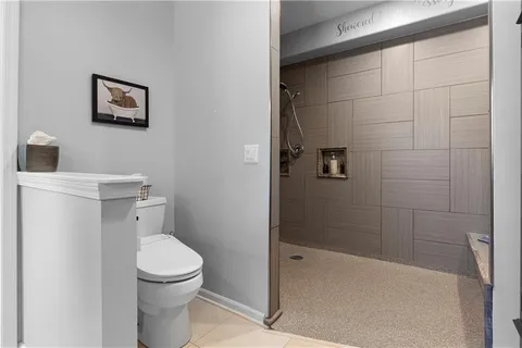 $425,000 | 11020 Charlotte Street, Kansas City, MO 64131