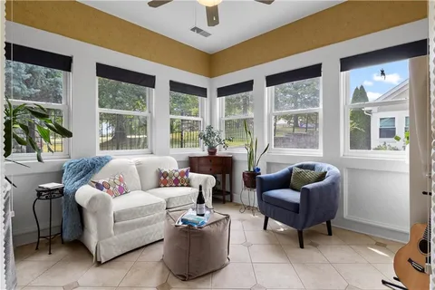 $425,000 | 11020 Charlotte Street, Kansas City, MO 64131