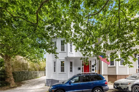 $729,000 | 28 Young Street, Unit 1, Newport, RI 02840