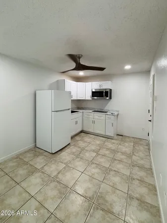 $1,200 | 6749 North 31st Lane, Unit STUDIO, Phoenix, AZ 85017