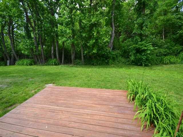 1207 North Crescent Road Bloomington, IN 47404 - Photo 9 of 18