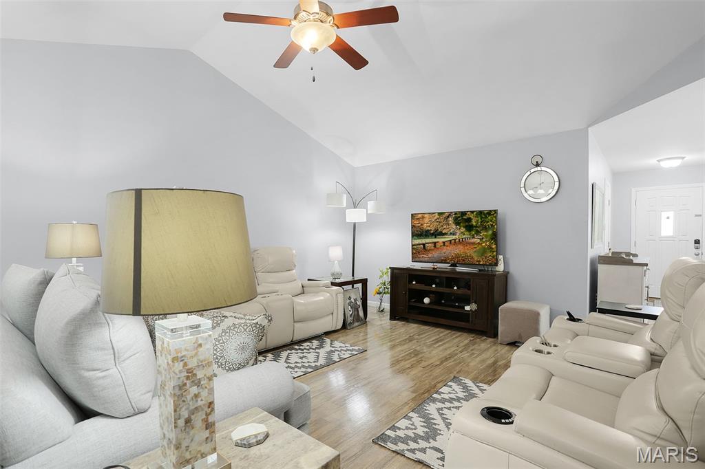 1659 Vine School Road Herculaneum, MO 63048 - Photo 4 of 20