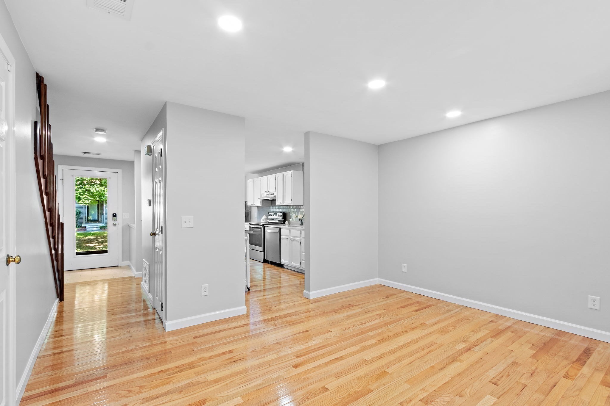 608 Maple Brook Road, Unit 608 Bellingham, MA 02019 - Photo 9 of 42 Gallery Image 9