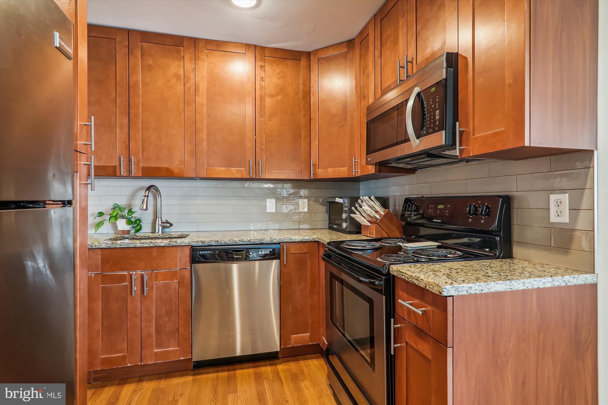 11512 Idlewood Road Silver Spring, MD 20906 - Photo 6 of 39 Kitchen
