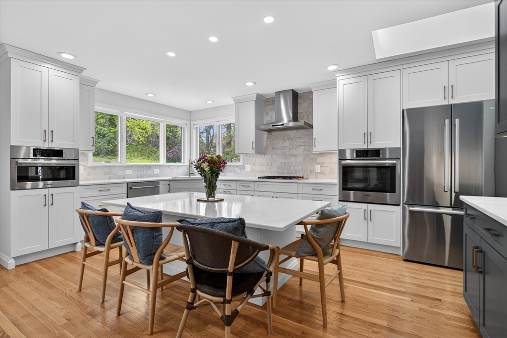 76 Goodnough Road Brookline, MA 02467 - Photo 6 of 36