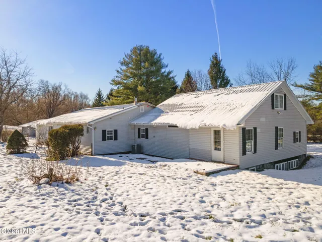 $259,900 | 479 Junction Road, Esperance, NY 12092