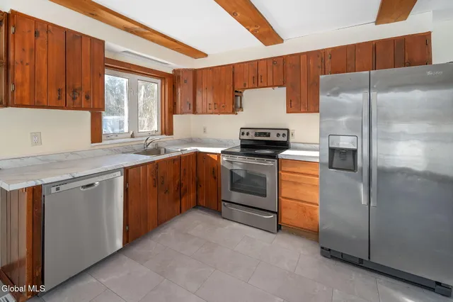 $259,900 | 479 Junction Road, Esperance, NY 12092