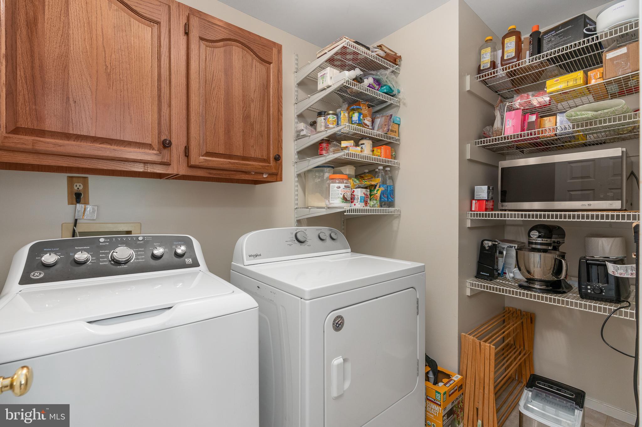 12446 Beaver Lodge Road Stafford, VA 22556 - Photo 42 of 74 Main Level Laundry / Second Pantry