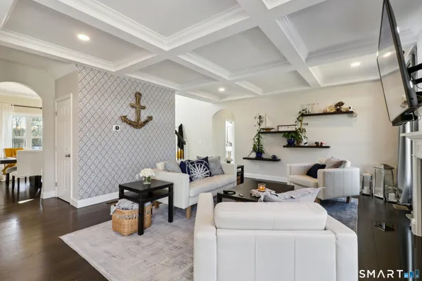 $949,900 | 147 Winchester Drive, Southington, CT 06489