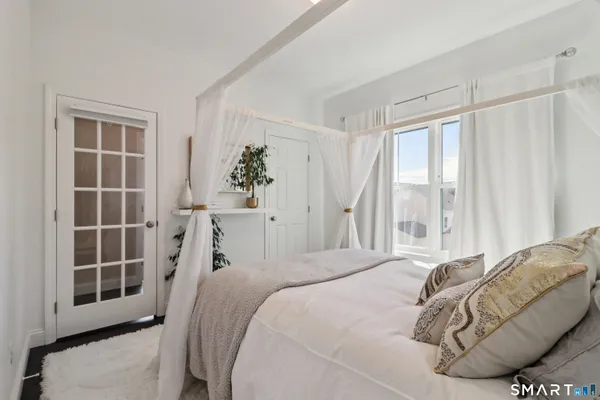 $949,900 | 147 Winchester Drive, Southington, CT 06489