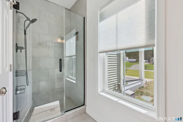 $949,900 | 147 Winchester Drive, Southington, CT 06489