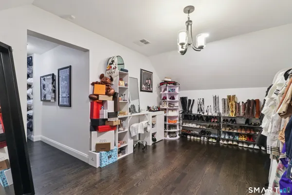 $949,900 | 147 Winchester Drive, Southington, CT 06489