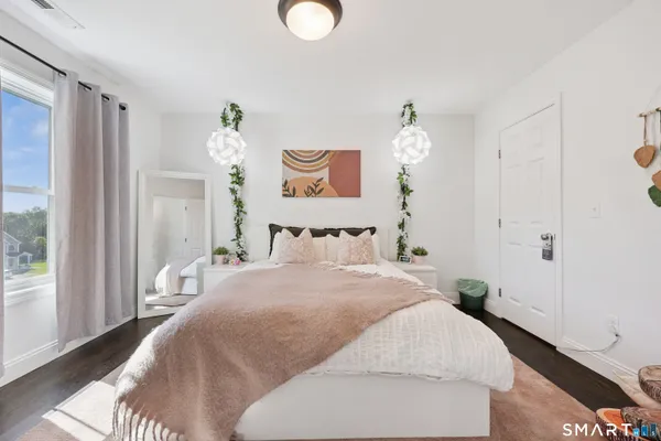 $949,900 | 147 Winchester Drive, Southington, CT 06489