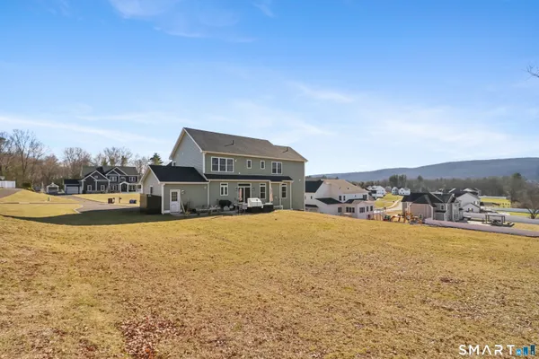 $949,900 | 147 Winchester Drive, Southington, CT 06489