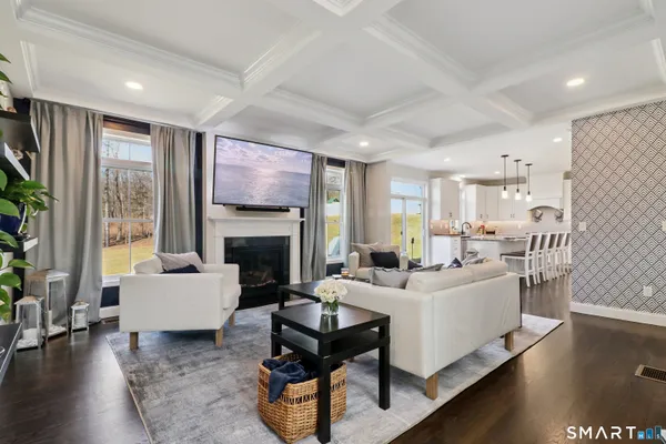 $949,900 | 147 Winchester Drive, Southington, CT 06489