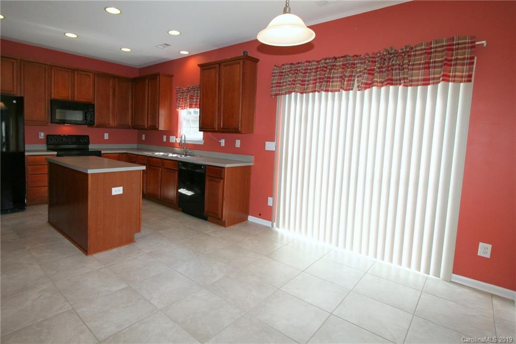 2011 Streamlet Way Monroe, NC 28110 - Photo 13 of 41 Gallery Image 13