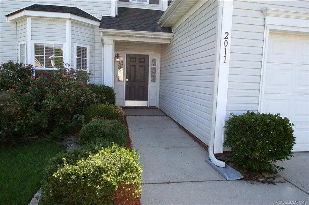 2011 Streamlet Way Monroe, NC 28110 - Photo 3 of 41 Gallery Image 3