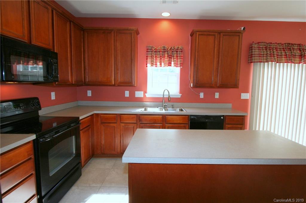 2011 Streamlet Way Monroe, NC 28110 - Photo 8 of 41 Gallery Image 8