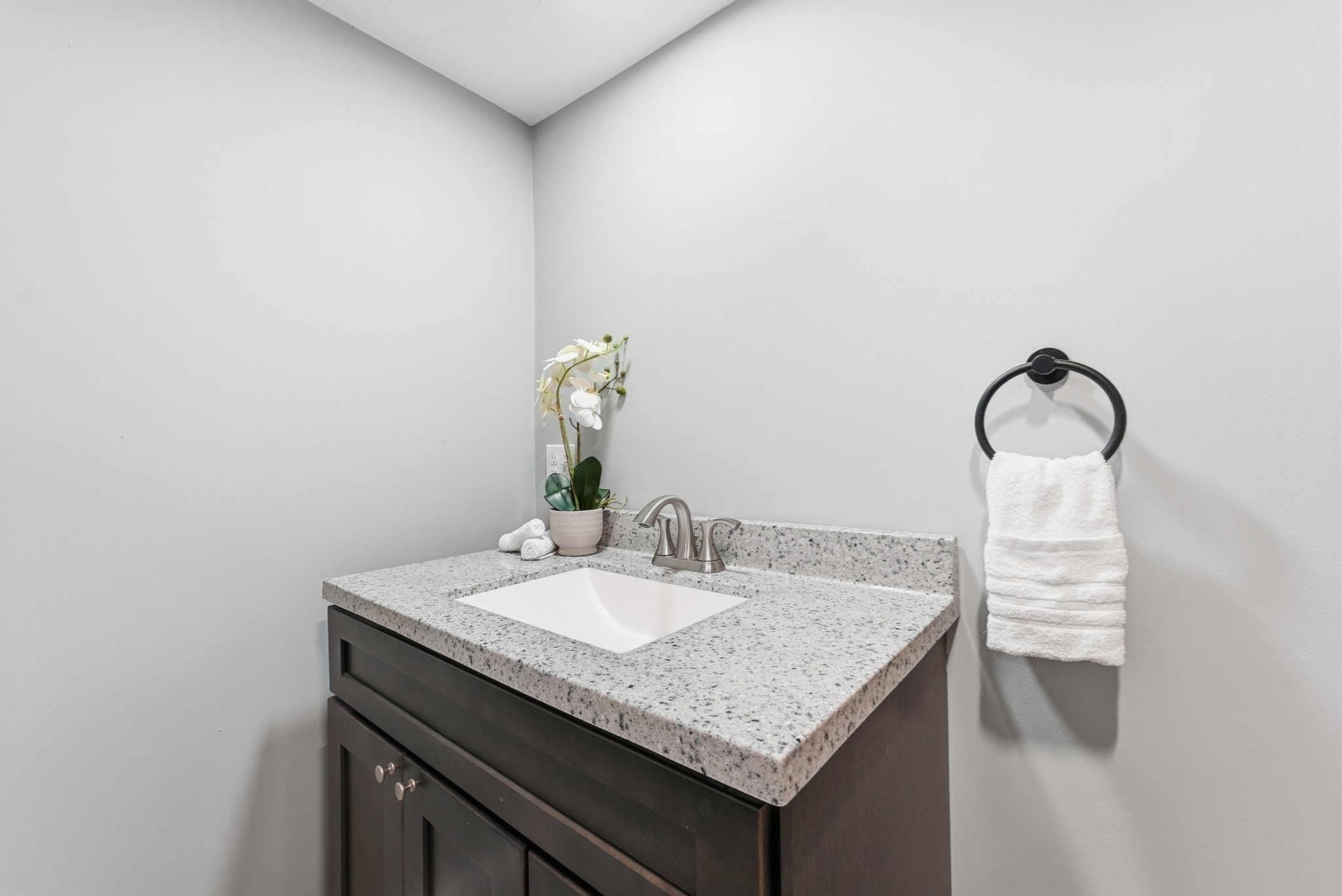 49 Harrington Road Charlton, MA 01507 - Photo 25 of 35 Gallery Image 25
