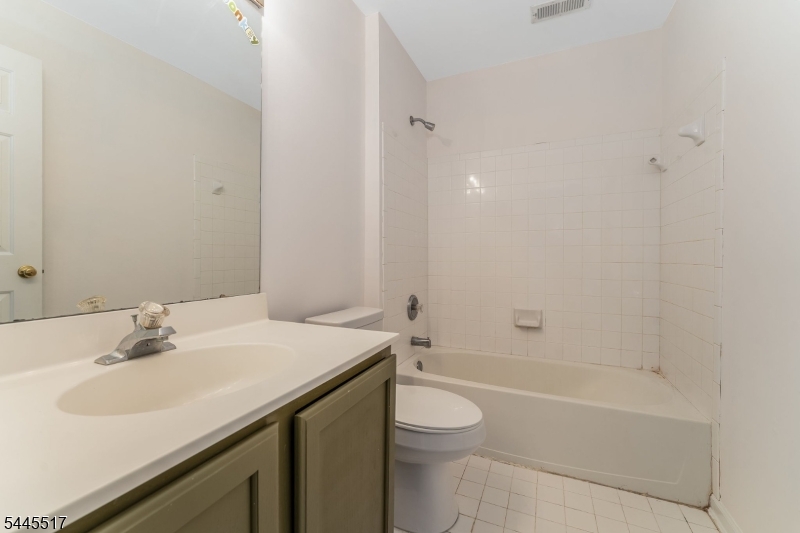209 Kuhl Road Flemington, NJ 08822 - Photo 32 of 50