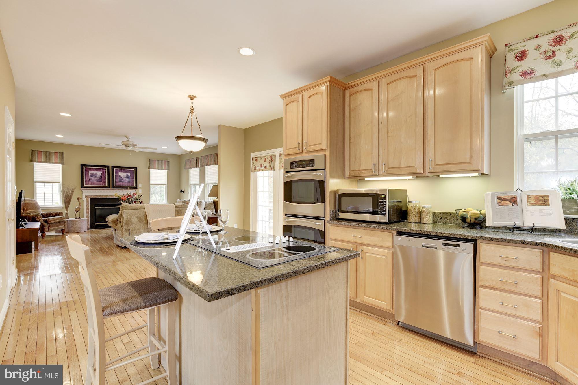 18815 Severn Road Gaithersburg, MD 20879 - Photo 17 of 38 Kitchen is adjacent to family room