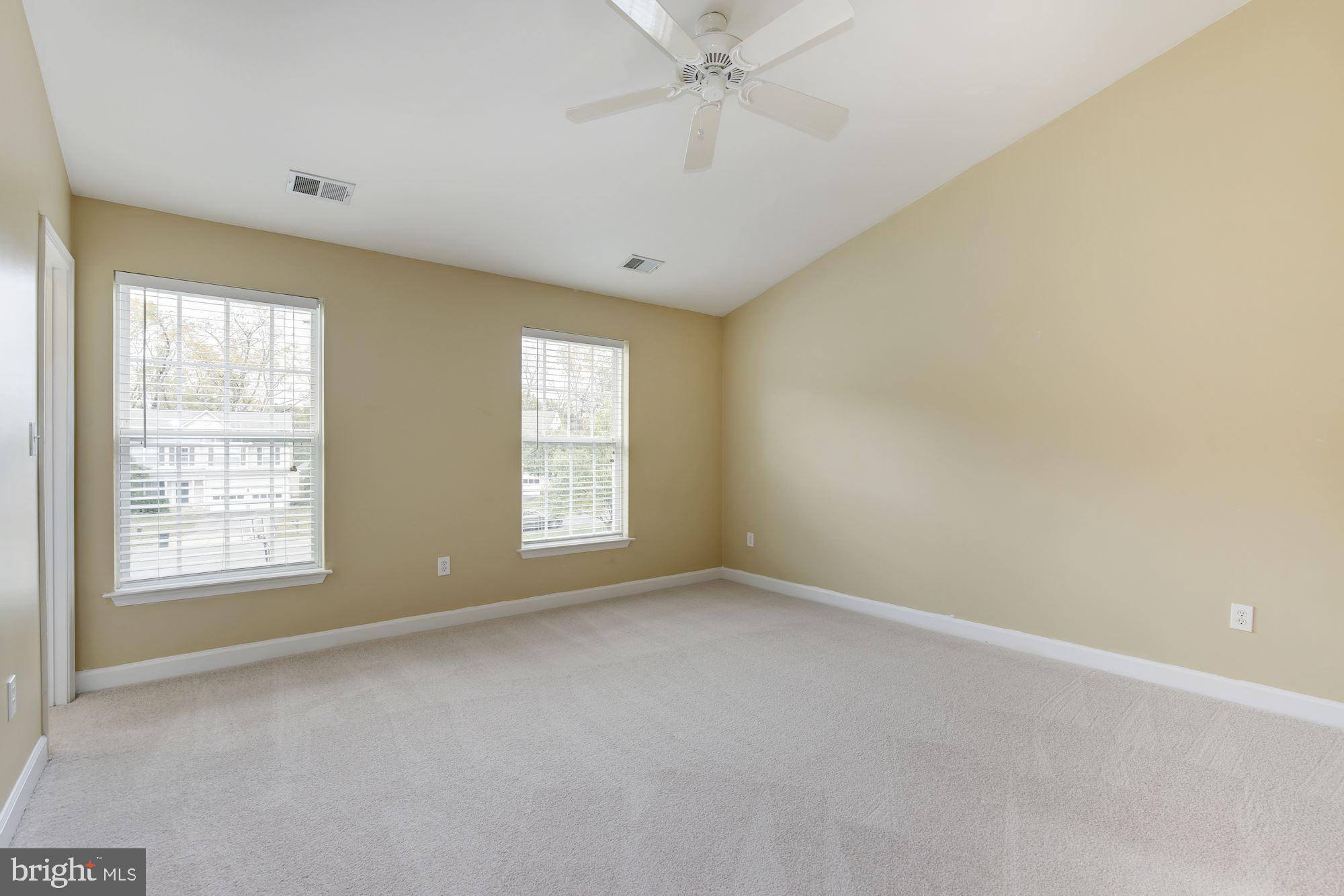 18815 Severn Road Gaithersburg, MD 20879 - Photo 23 of 38 Master Bed, vaulted ceiling, fan, large windows