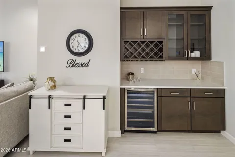 $925,000 | 6610 East Marisa Lane, Phoenix, AZ 85054