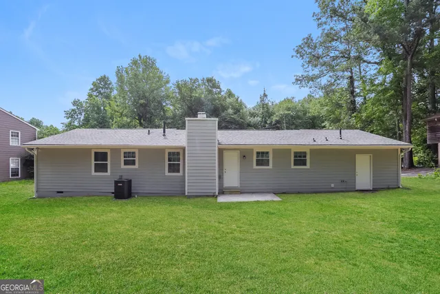 $1,565 | 1947 Valley Woods Drive, Riverdale, GA 30296