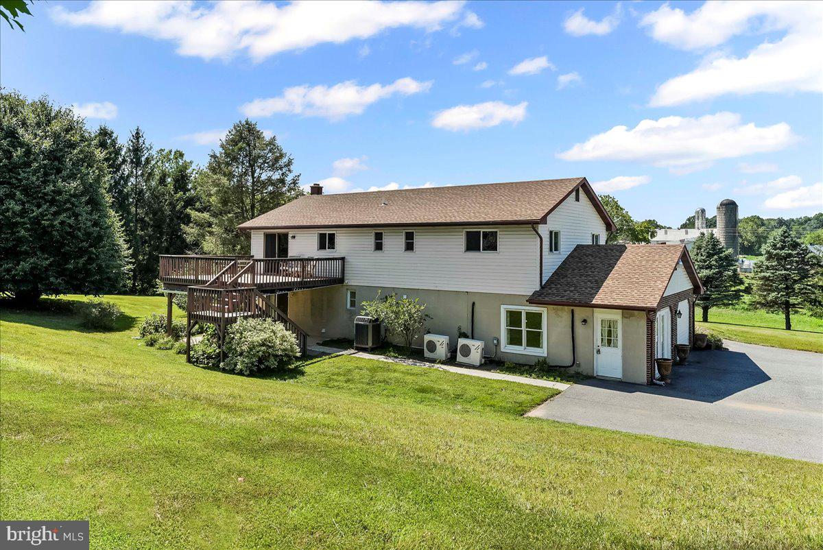 3301 State Road Oxford, PA 19363 - Photo 3 of 43 View of the back