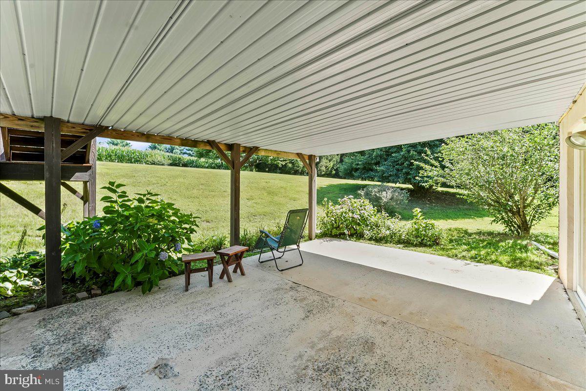 3301 State Road Oxford, PA 19363 - Photo 33 of 43 Lower level patio