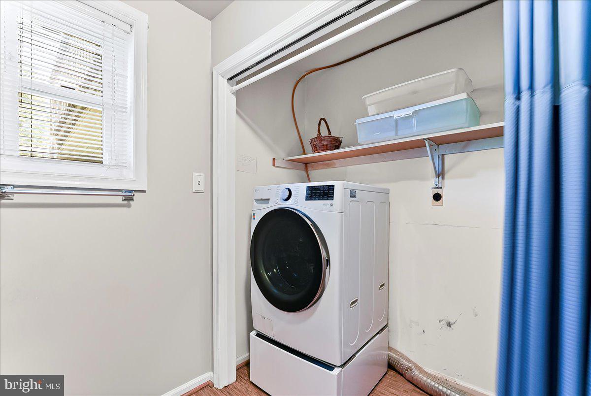 3301 State Road Oxford, PA 19363 - Photo 36 of 43 Laundry