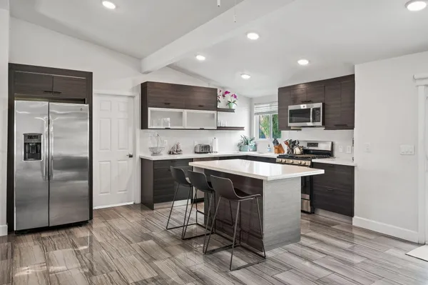 $935,000 | 3059 North Biskra Road, Palm Springs, CA 92262