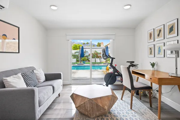 $935,000 | 3059 North Biskra Road, Palm Springs, CA 92262