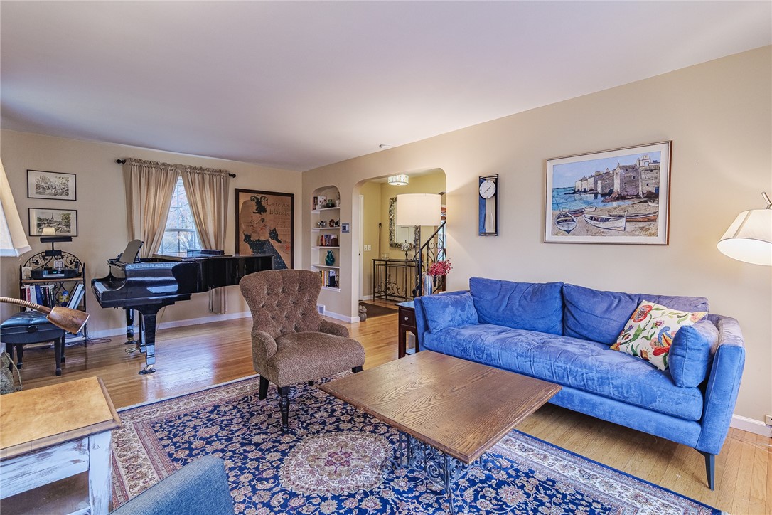 170 Glen Ellyn Way Rochester, NY 14618 - Photo 8 of 39