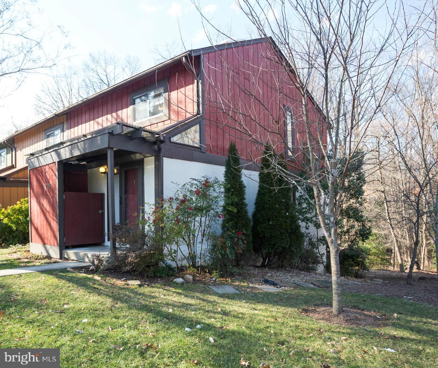 2214 Wheelwright Court Reston, VA 20191 - Photo 1 of 25 Exterior (Front)